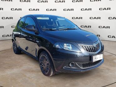 Lancia Ypsilon 1.0 FireFly 5 porte S&S Hybryd Gold