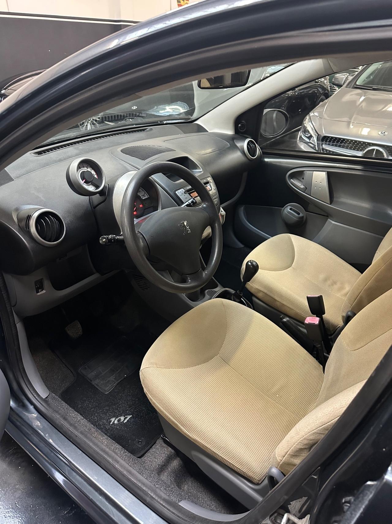 Peugeot 107 Sweet years