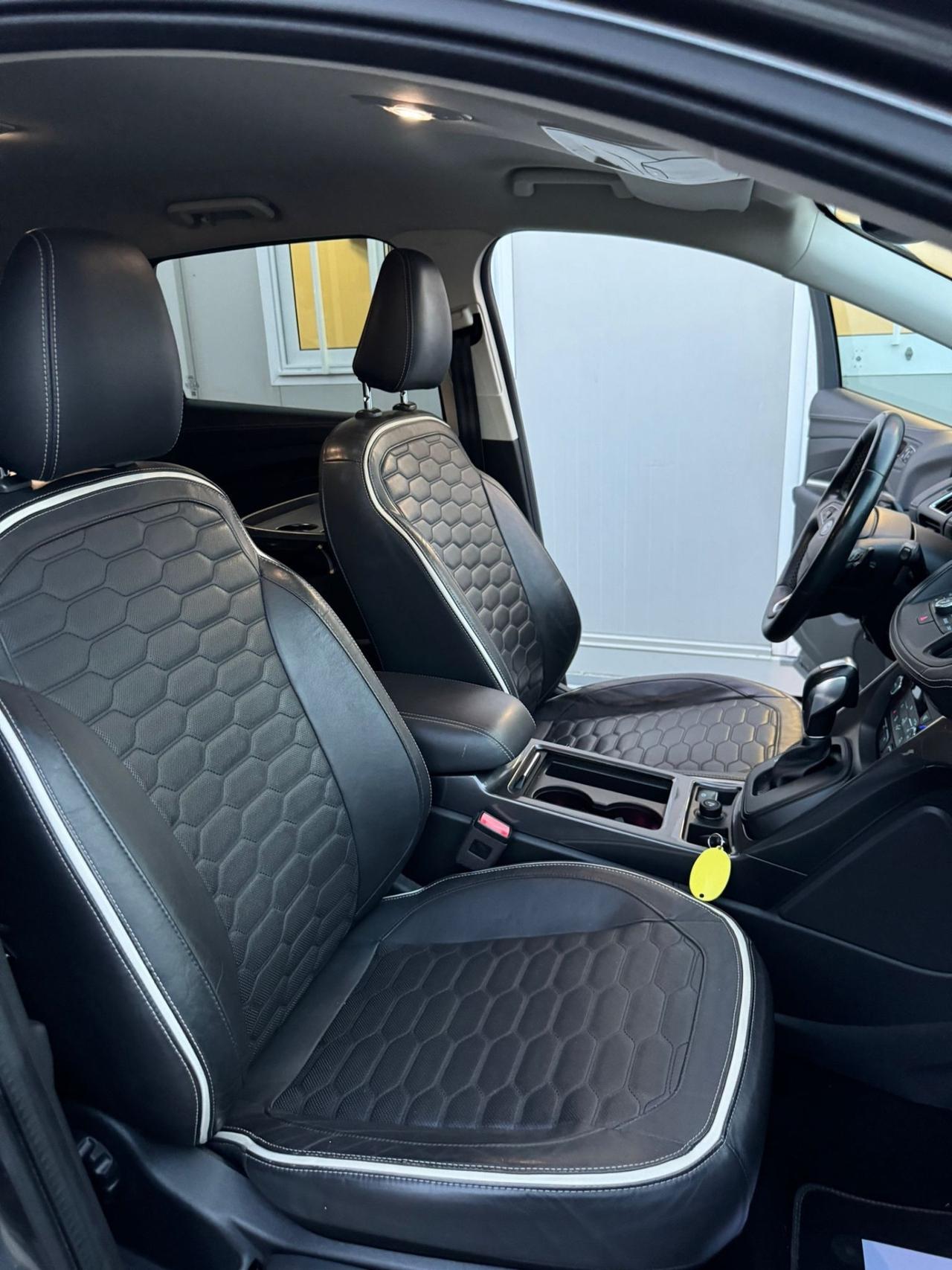 Ford Kuga 2.0 TDCI 150 CV S&S 4WD Powershift Vignale