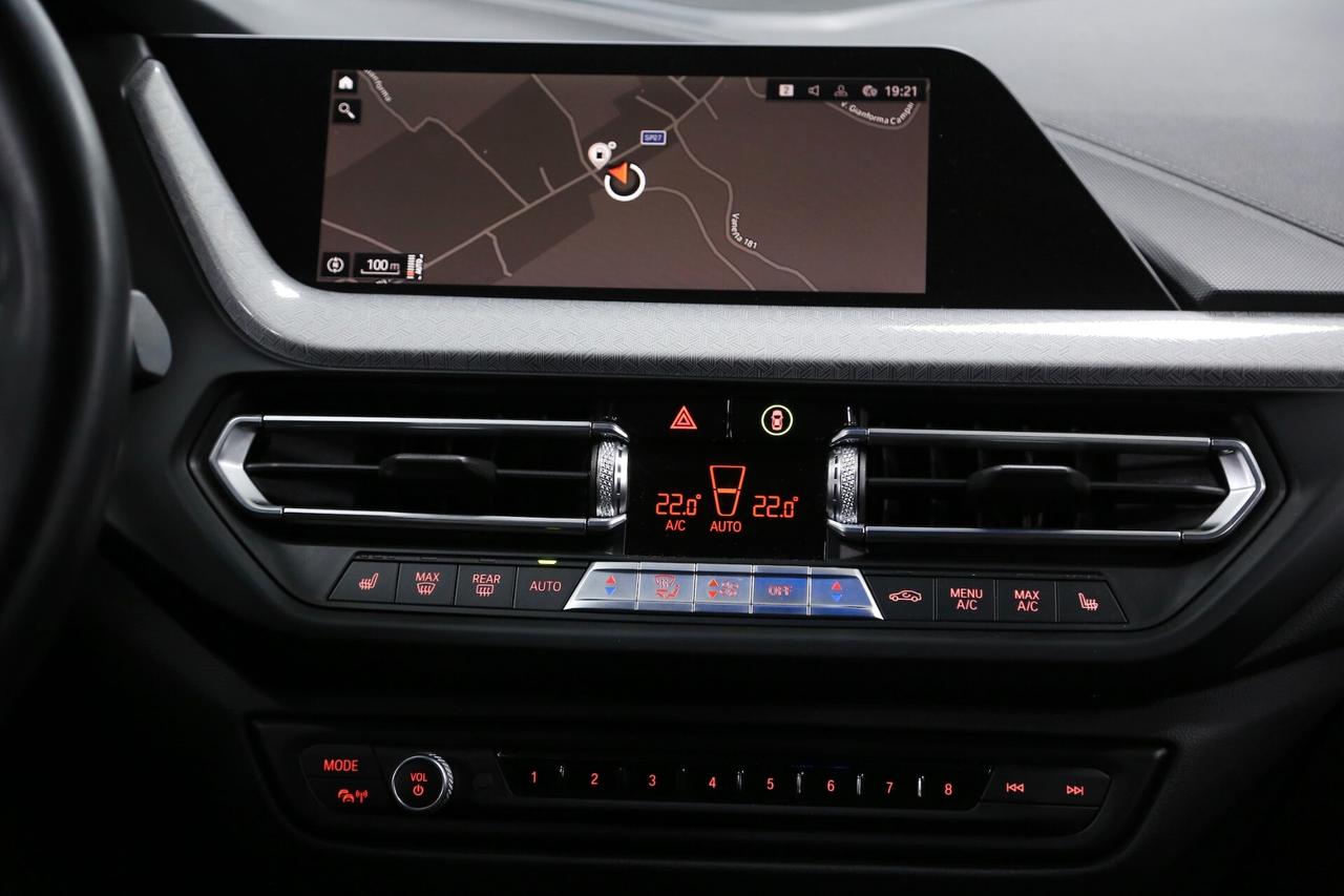 BMW 118d Luxury auto