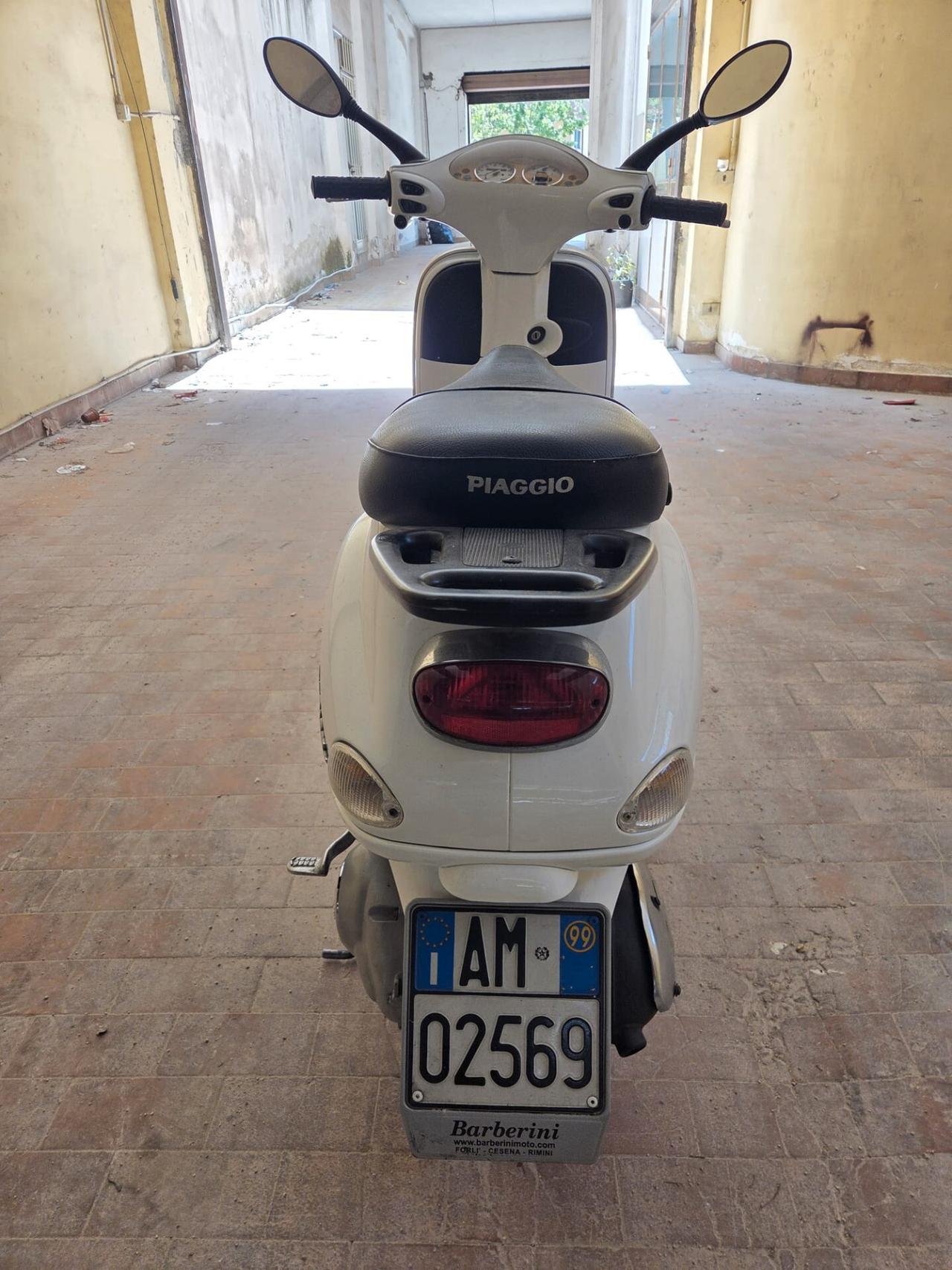 Piaggio Vespa 150 ET4