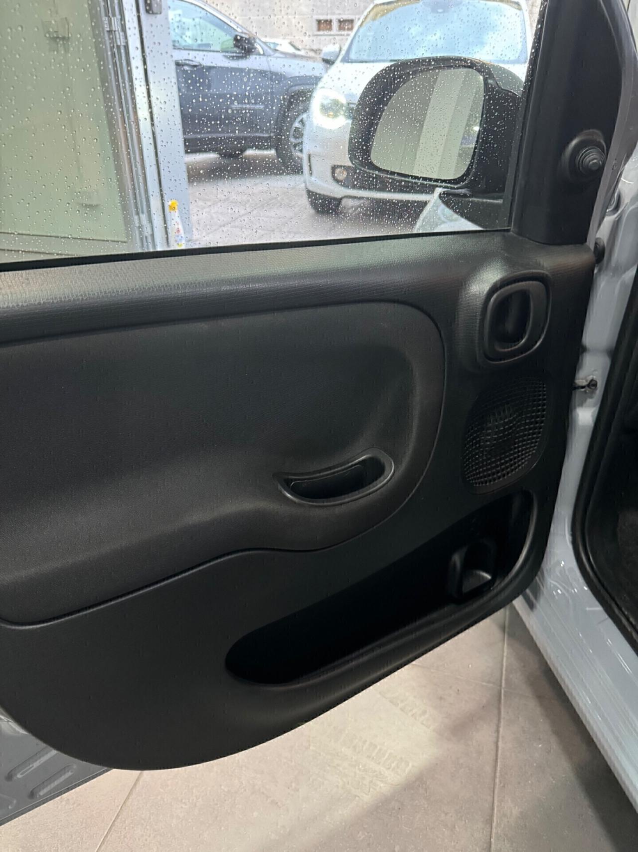 Fiat Panda 1.0 FIREFLY S&S HYBRID PER NEOPATENTATI