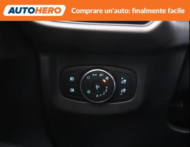 FORD Tourneo Courier 1.0 EcoBoost Titanium