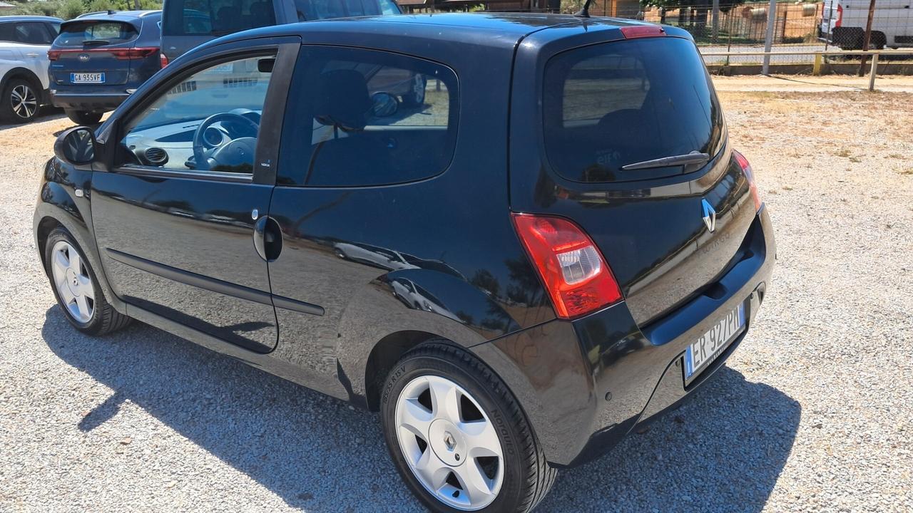Renault Twingo 1.2 16V Nokia