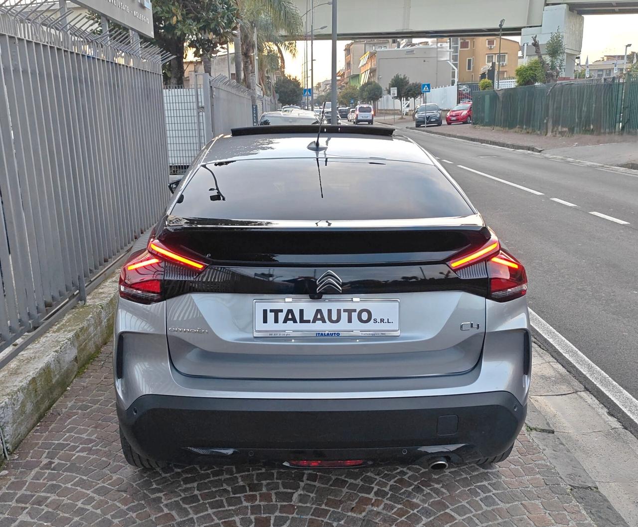 Citroen C4 BlueHDi 130 S&S EAT8 Shine