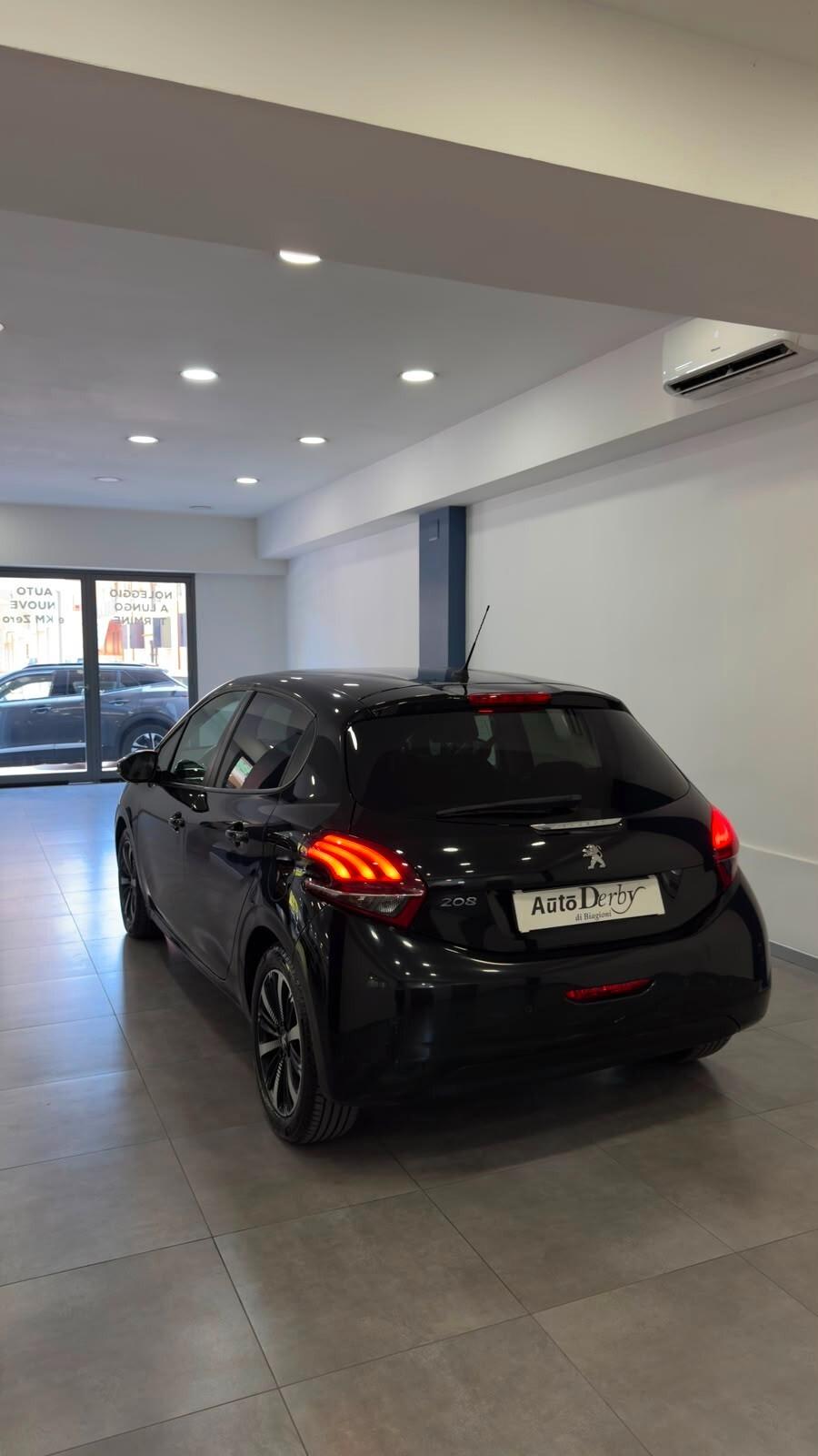 Peugeot 208 1.5 HDI 100 cv Signature