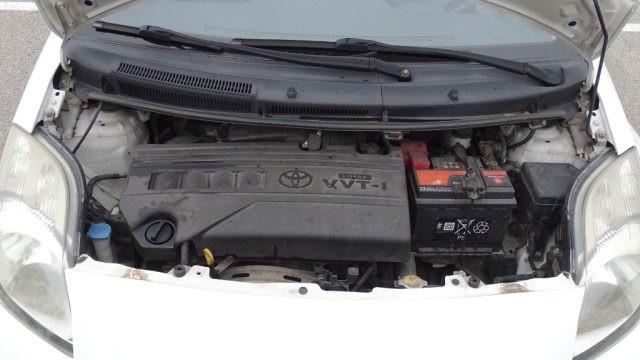 TOYOTA Yaris 1.300 100 cv, 5 porte, versione "Sol", Garanzia..