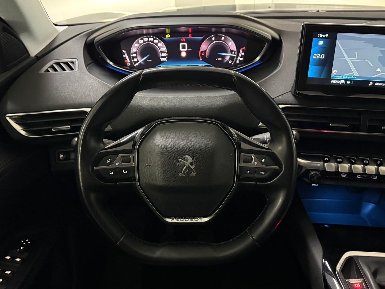 Peugeot 3008 Allure Pack 1.5 Blue HDI 130 #10227