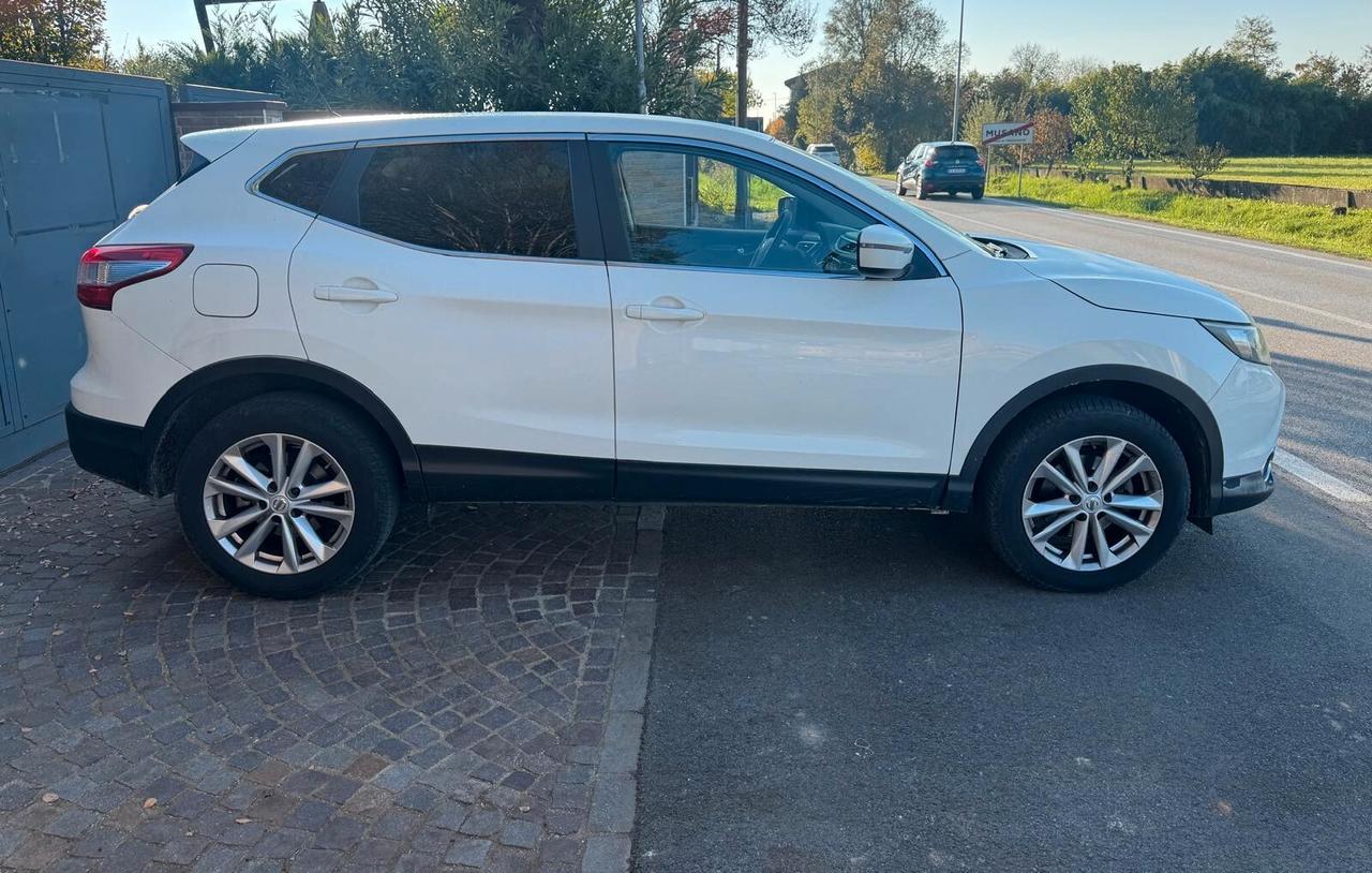 Nissan Qashqai 1.5 dCi Tekna