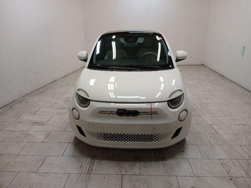 FIAT 500 500e 42 kWh La Prima