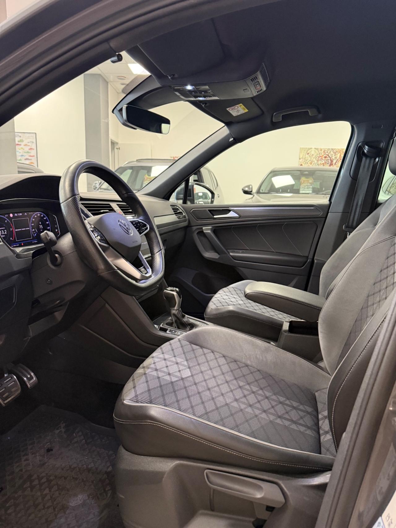 Volkswagen Tiguan 2.0 TDI SCR 4MOTION Sport BlueMotion Technology