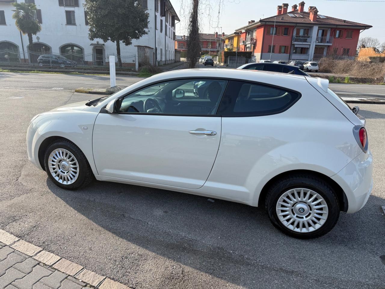 Alfa Romeo MiTo 1.3 JTDm 85 CV S&S Distinctive