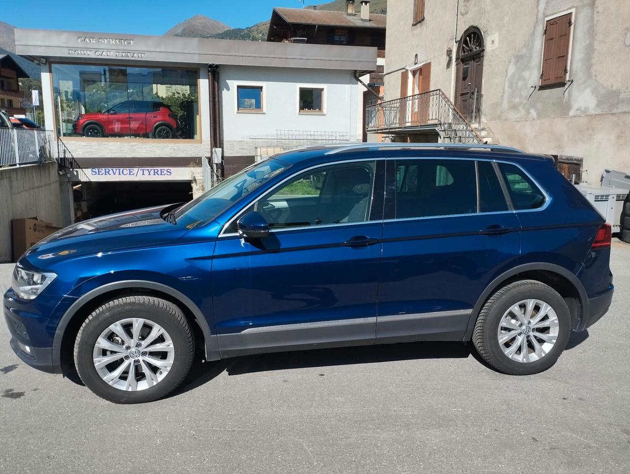 Volkswagen Tiguan 2.0 TDI SCR DSG 4MOTION Business BMT