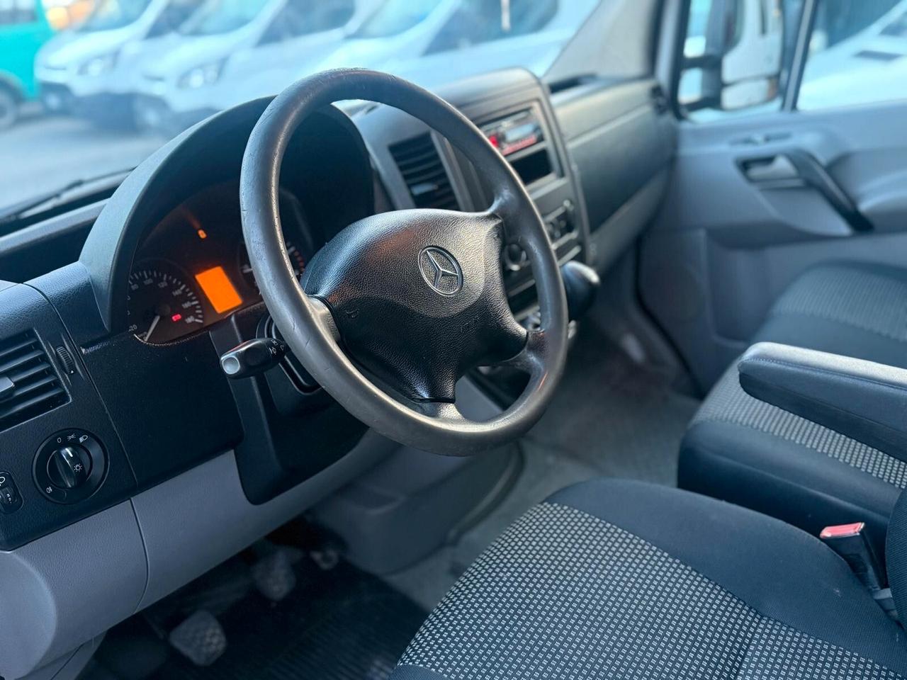 Mercedes-benz SPRINTER 311 CDI 7 POSTI