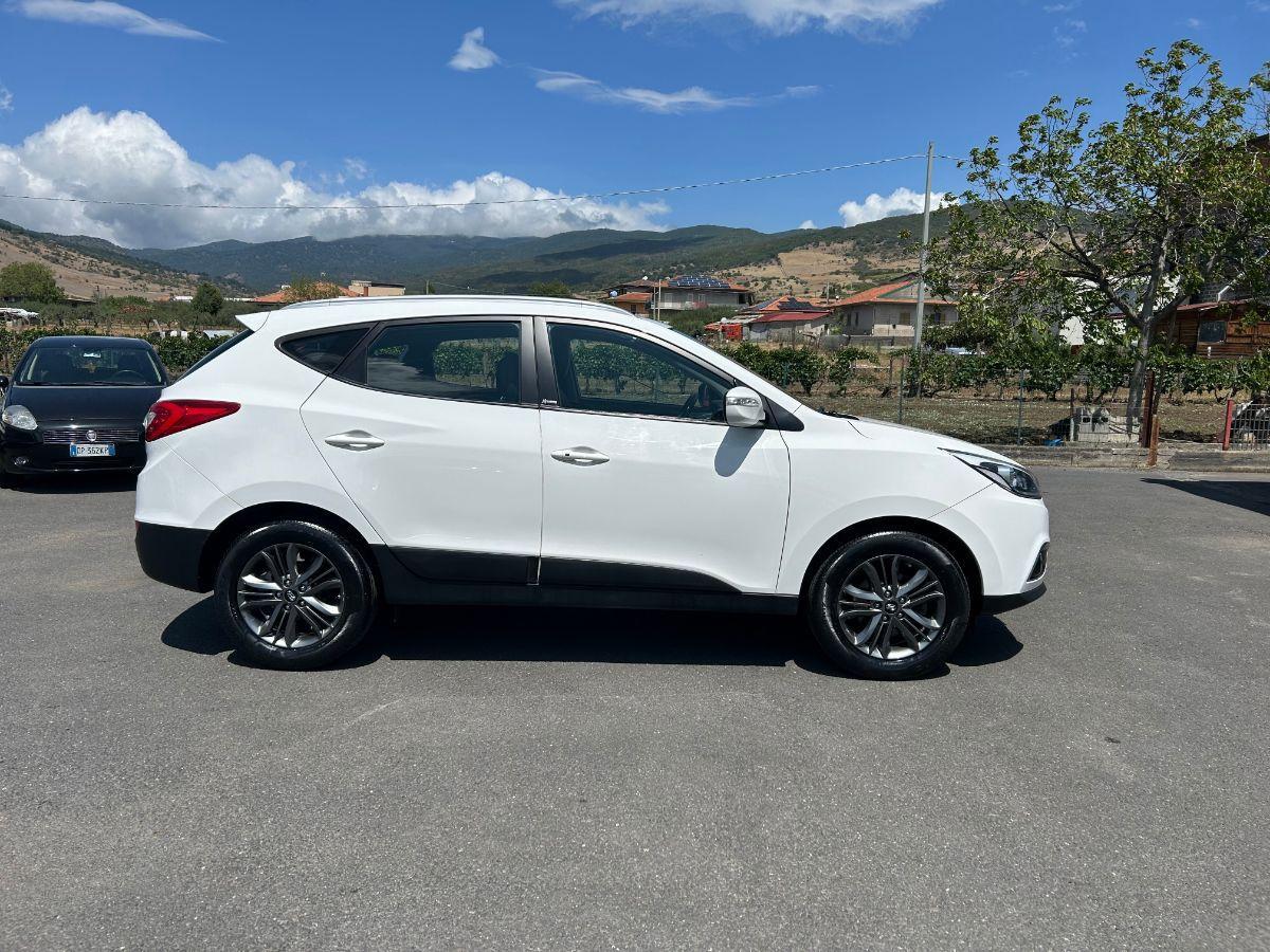 HYUNDAI - iX35 - 1.7 CRDi 2WD Xpossible