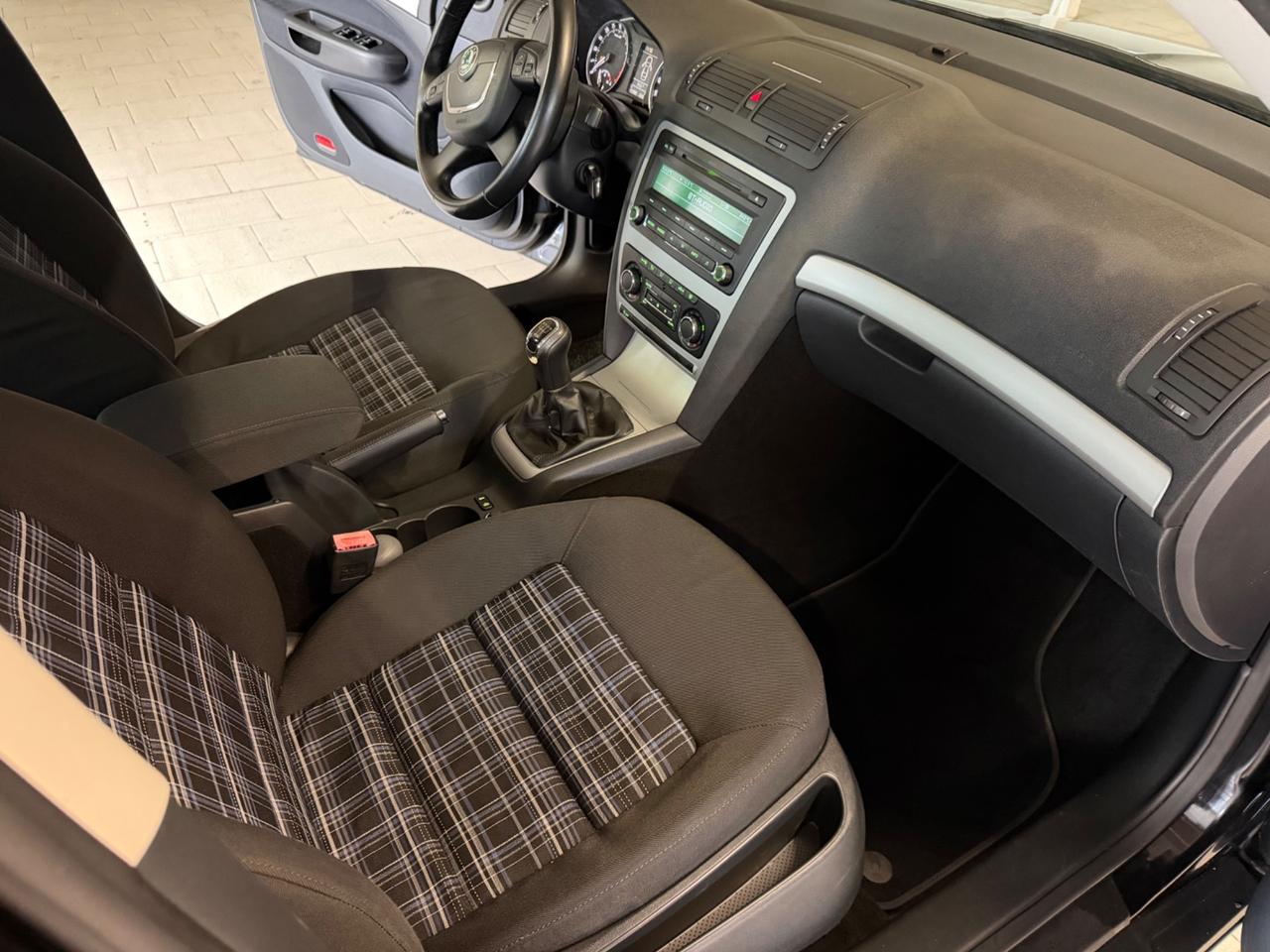 Skoda Octavia 1.6 TDI CR 105 CV Ambition