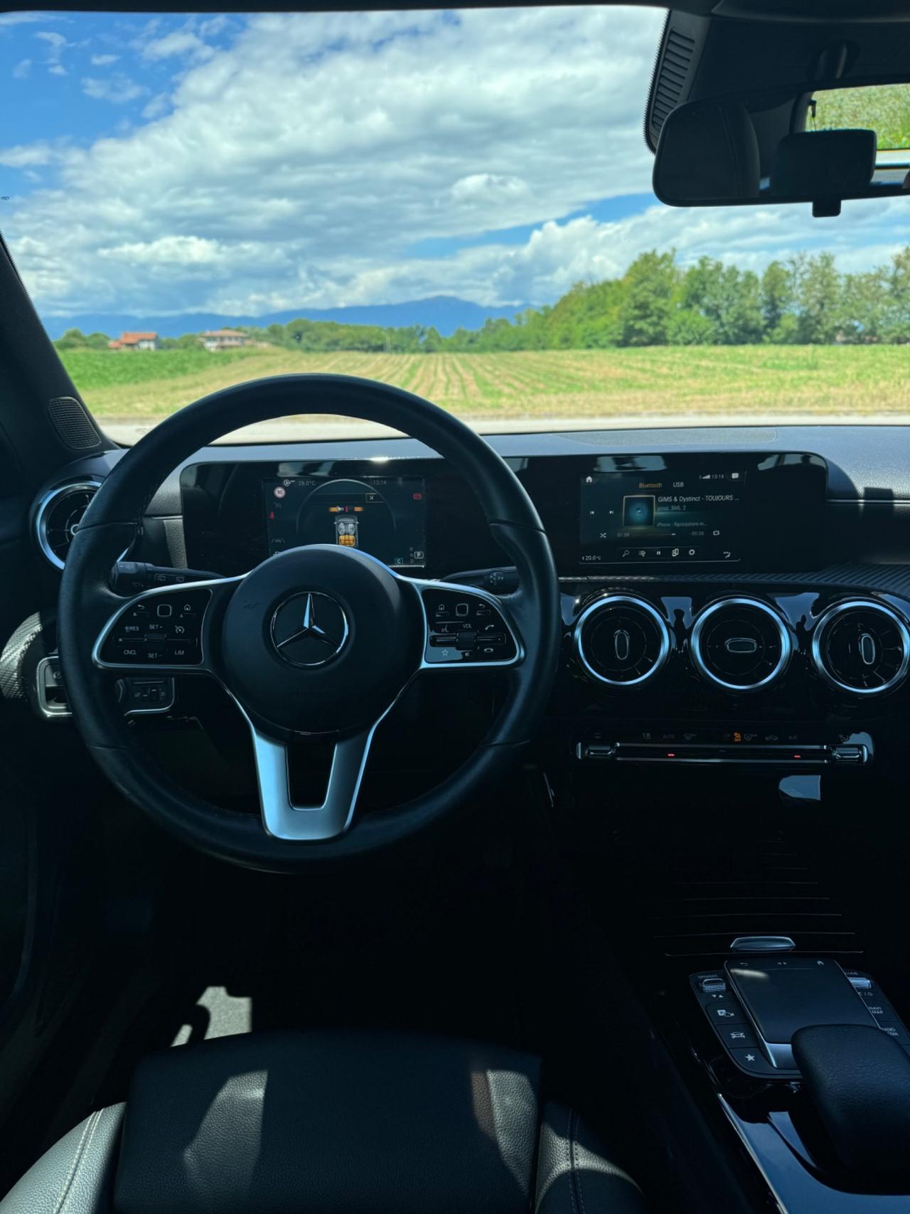 Mercedes-benz A 200 d Automatic Executive
