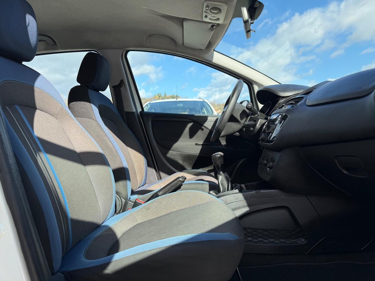 Fiat Punto 1.3 MJT II 75 CV 5 porte Street