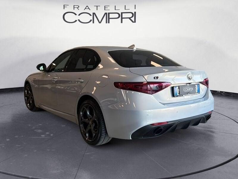Alfa Romeo Giulia 2.2 Turbodiesel 210 CV AT8 AWD Q4 Veloce