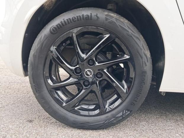 Opel Corsa 1.2 Design & Tech