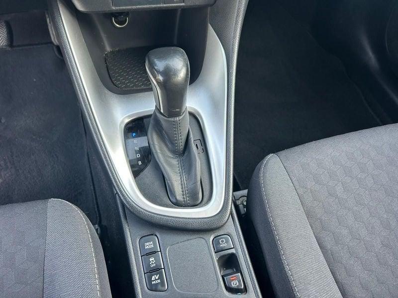 Toyota Yaris Hybrid Active MY21 IVA ESPOSTA COMPRESA