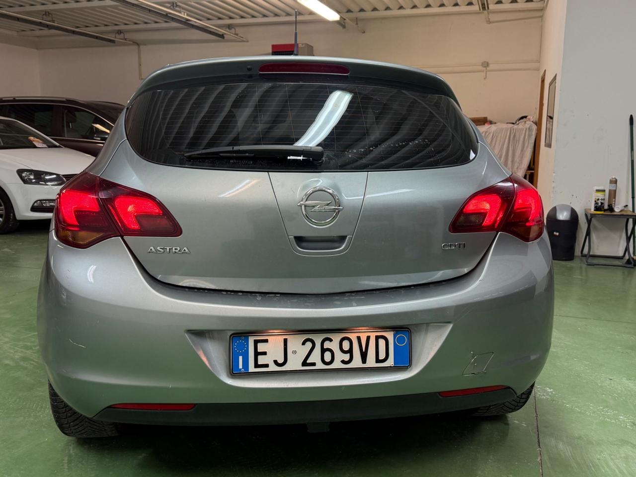 Opel Astra 1.7 CDTI 125CV 5 porte Cosmo