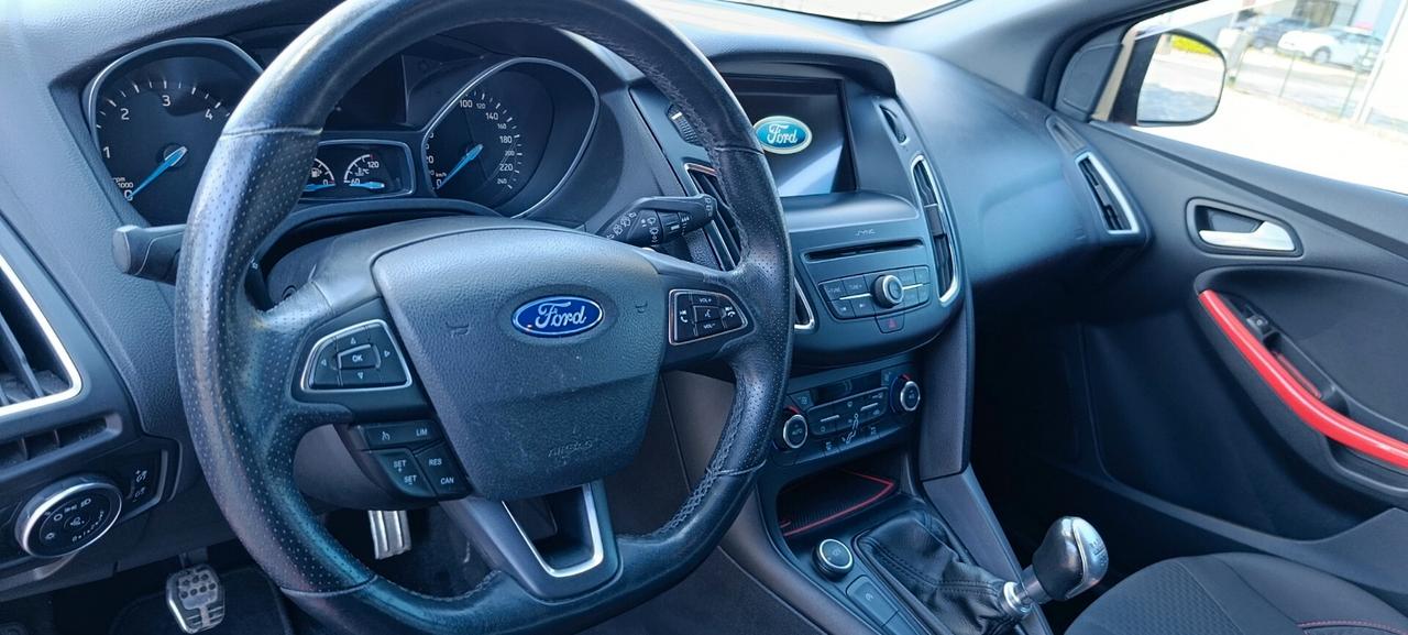 Ford Focus 1.5 TDCi ST Line