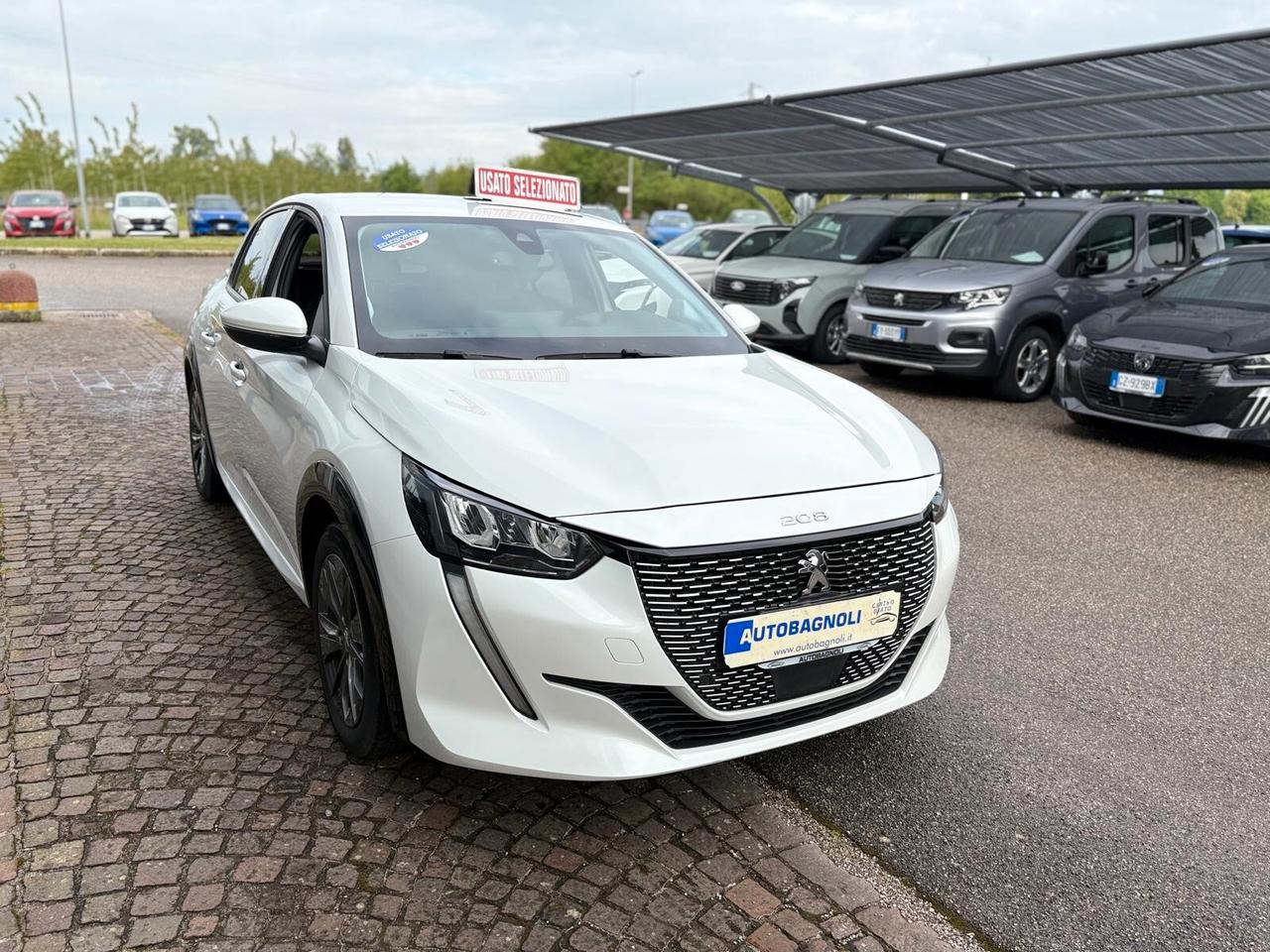Peugeot 208 ALLURE PACK motore elettrico 136 cv SPOTICAR