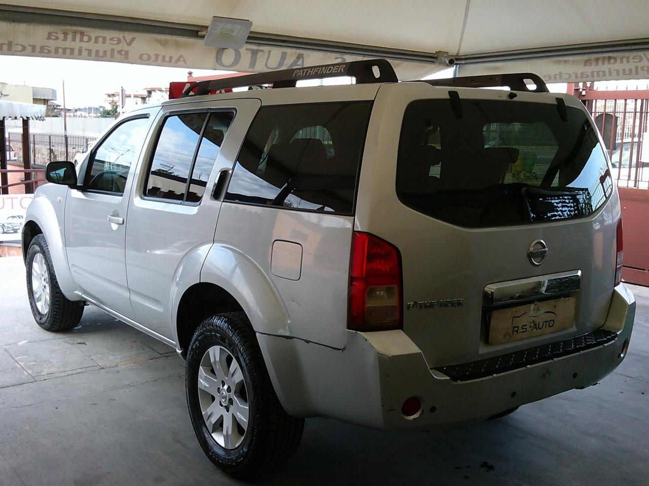 Nissan Pathfinder 2.5 dCi automatica 7 posti full 07