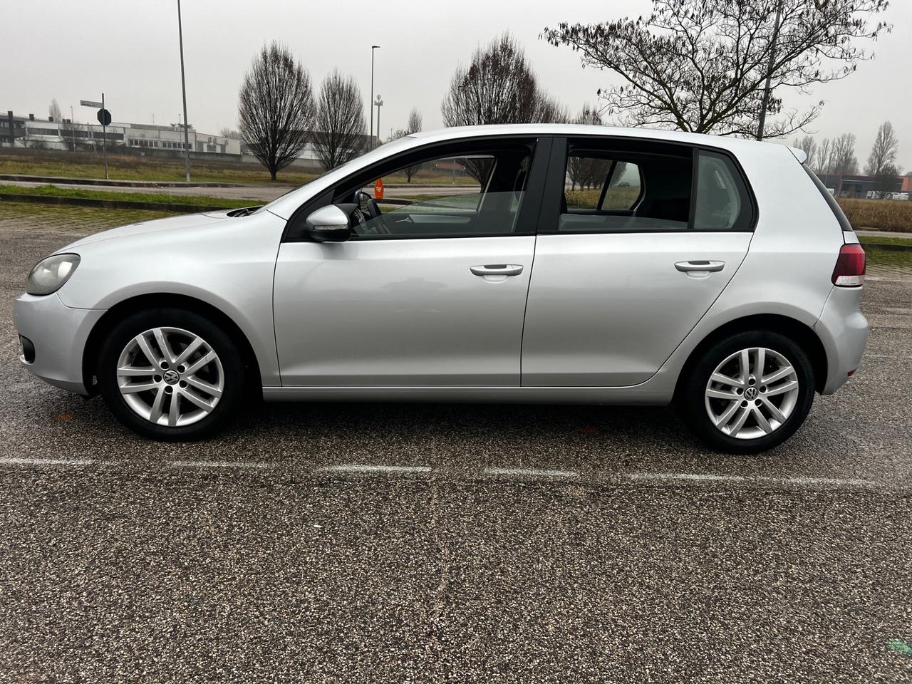Volkswagen Golf 1.6 TDI DPF 5p. Highline