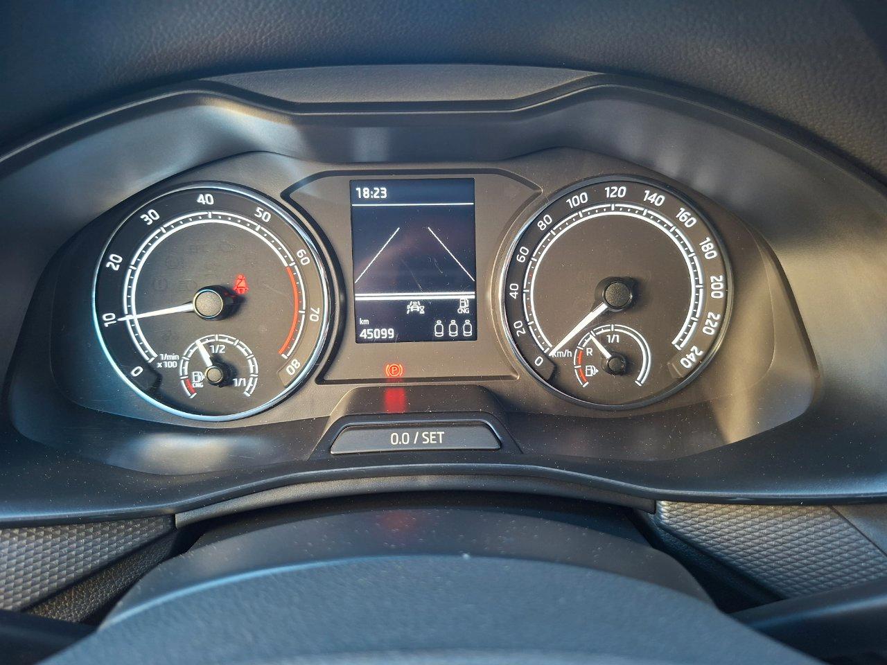 Skoda Kamiq 1.0 g-tec Ambition 90cv unico proprietario