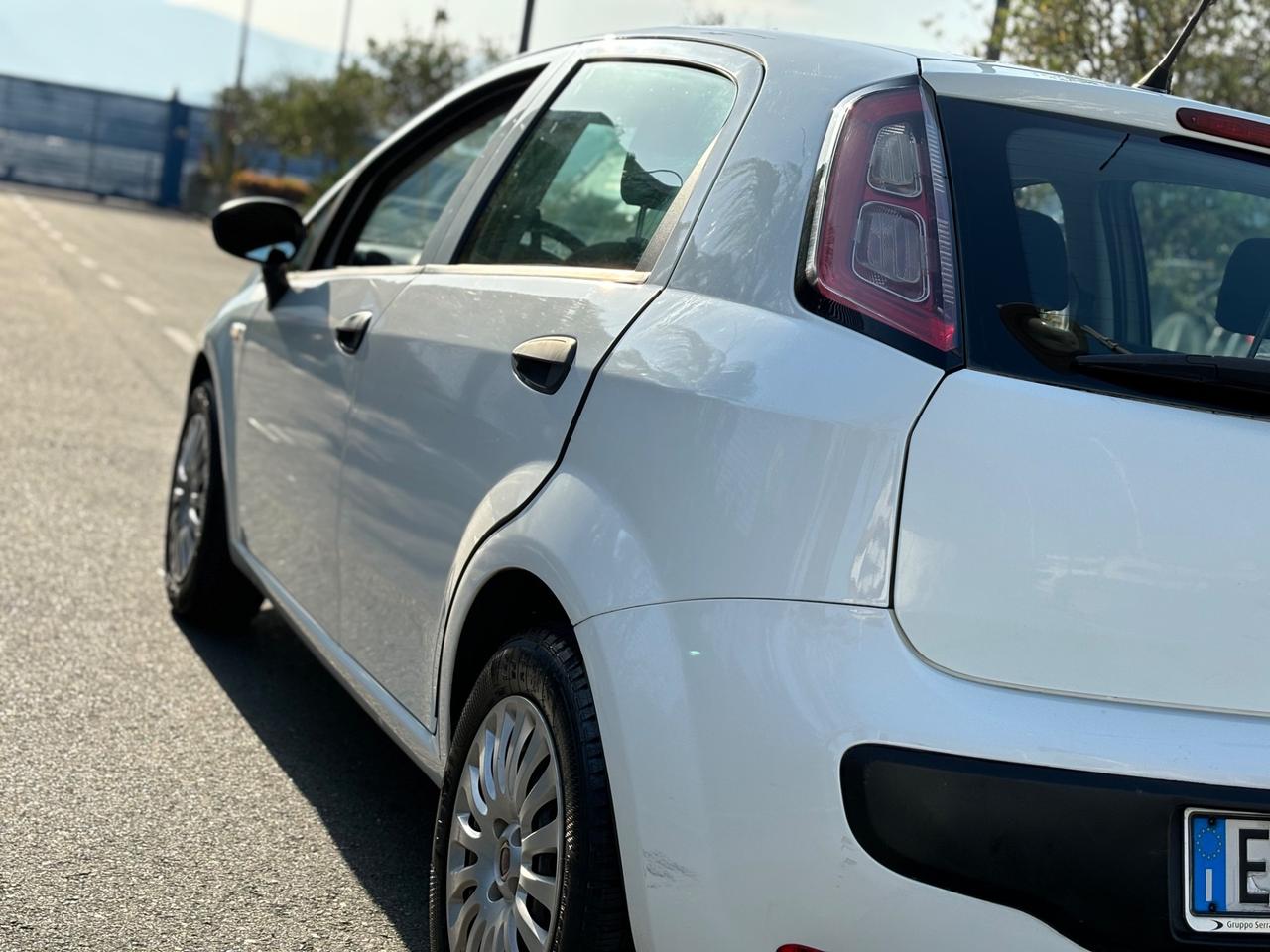 FIAT PUNTO EVO 1.2 BENZINA GPL VALIDO FINO ALL 2030