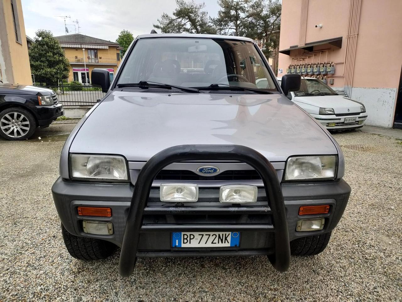 Ford Maverick 2.4i alias Nissan Terrano