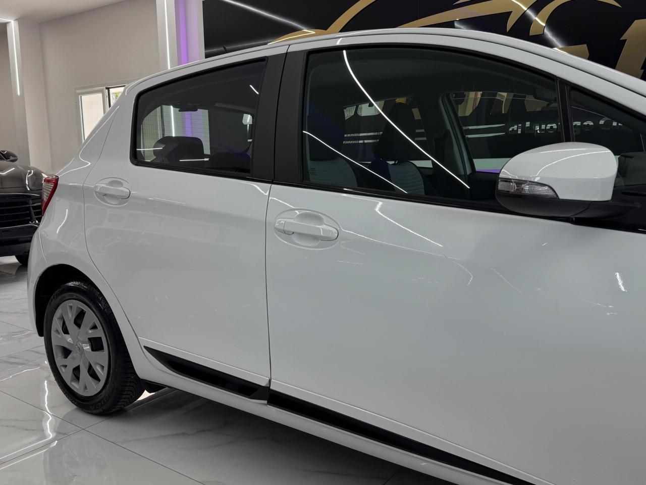 Toyota Yaris 1.4 Diesel Lounge Full Opt