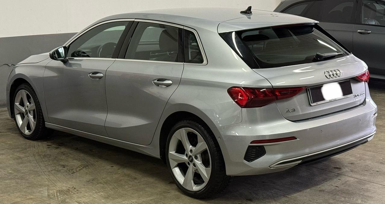 Audi A3 SPB 30 g-tron S tronic line edition