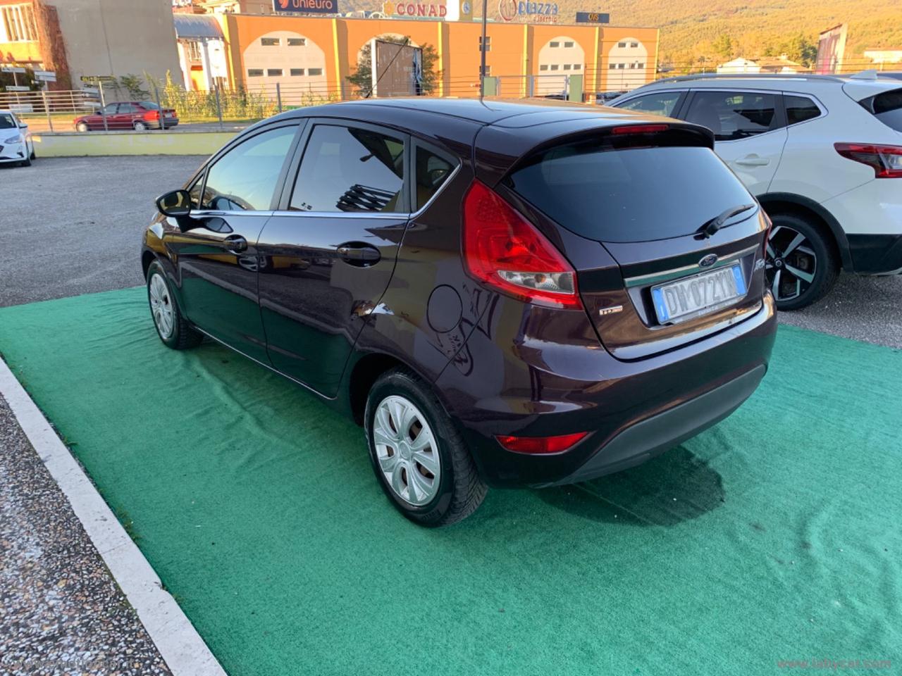 FORD Fiesta 1.4 TDCi 68 CV 5p. Titanium - 2009