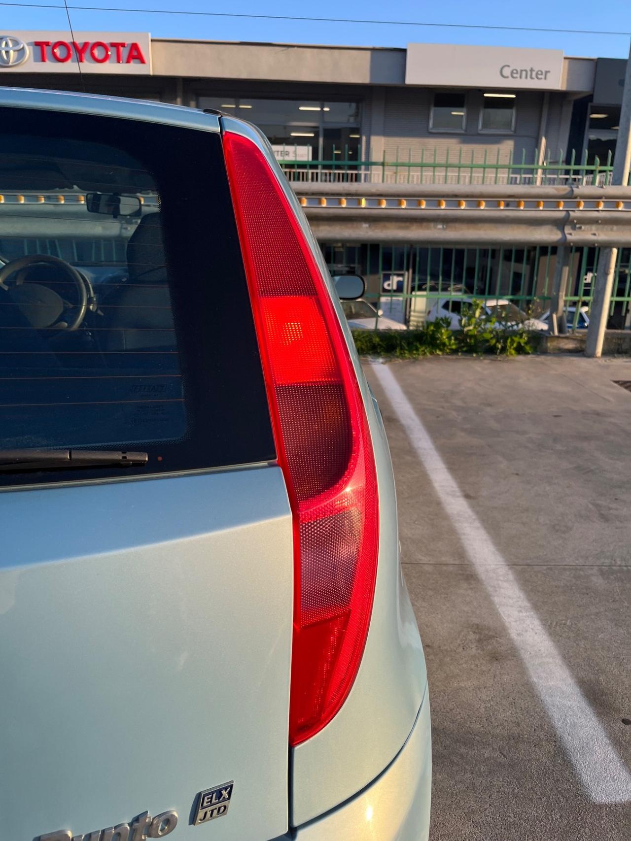 Fiat Punto 1.9 JTD 5 porte HLX