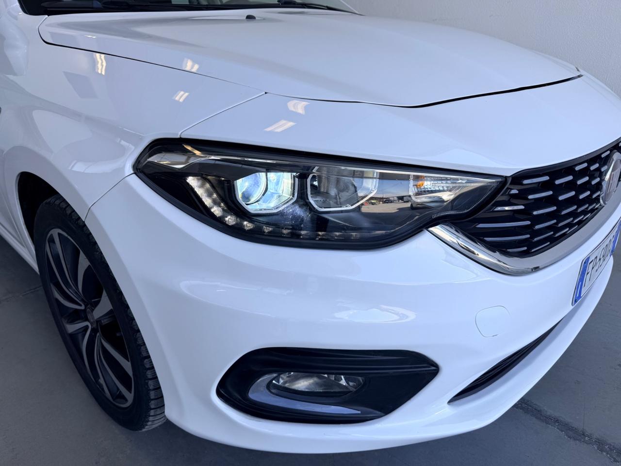 Fiat Tipo 1.6 Mjt 120 cv 5 porte berlina Lounge