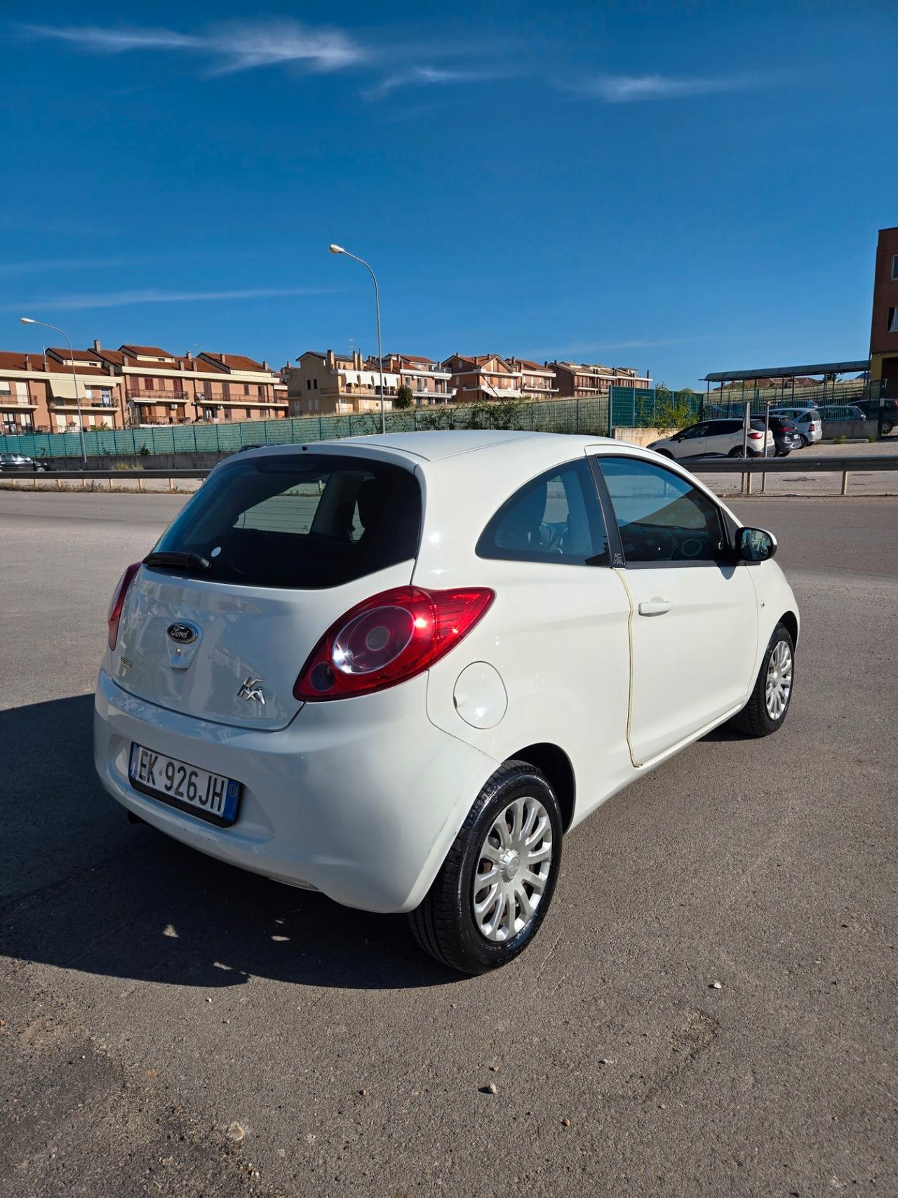 Ford Ka Ka+ 1.3 TDCi 75CV cDPF Business