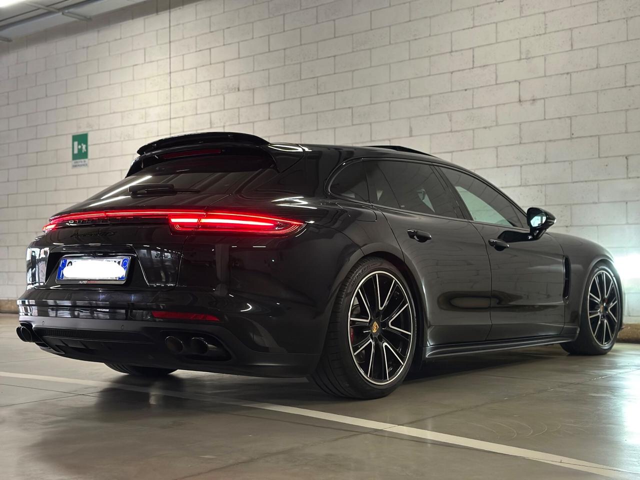 Porsche Panamera 4.0 GTS Sport Turismo