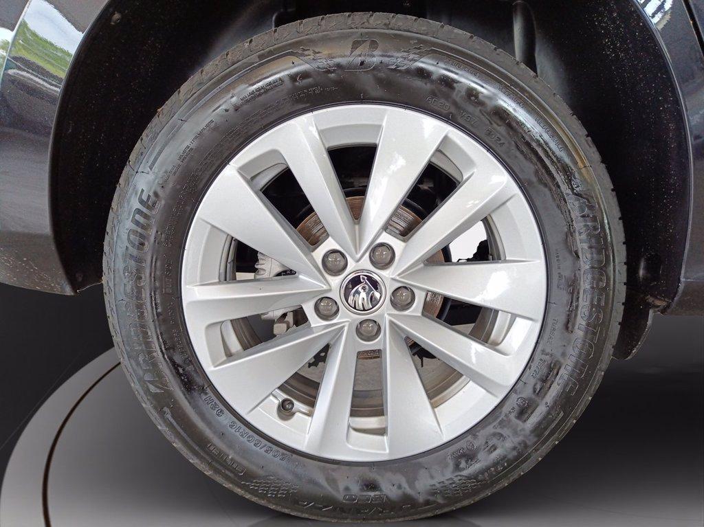 SKODA Kamiq 1.0 tsi selection 115cv dsg del 2025