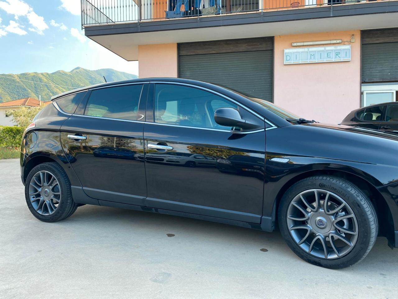Lancia Delta 1.6 MJT DPF 105 CV Gold