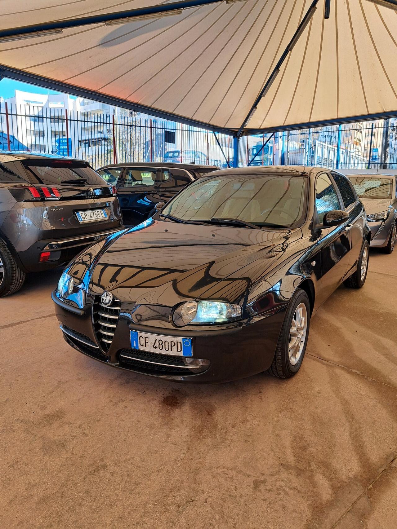Alfa Romeo 147 1.9 JTD 115 CV 3p. Distinctive