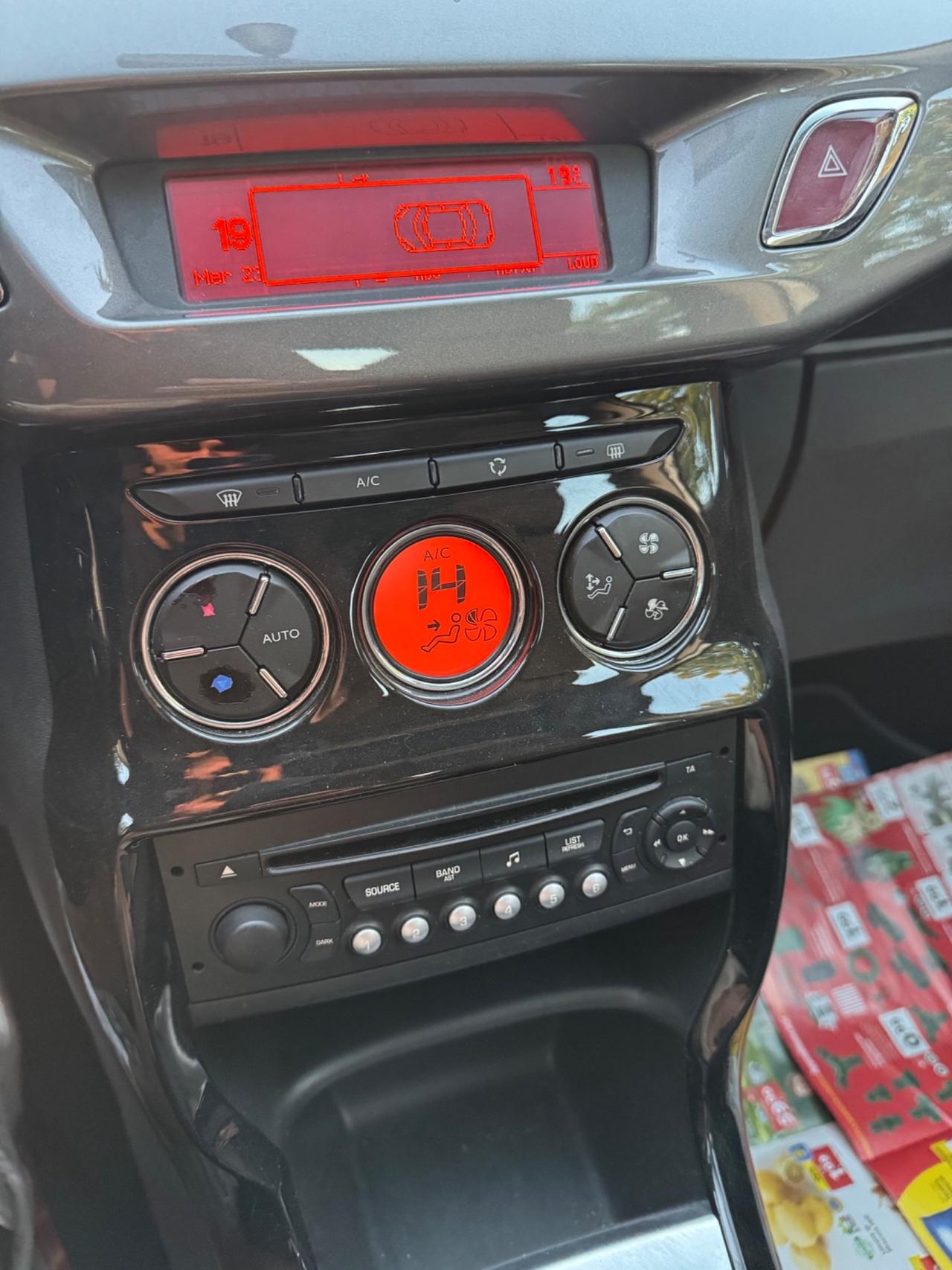 Citroen C3 1.2 Benzina 82Cv *EXCLUSIVE* 2015 TETTO