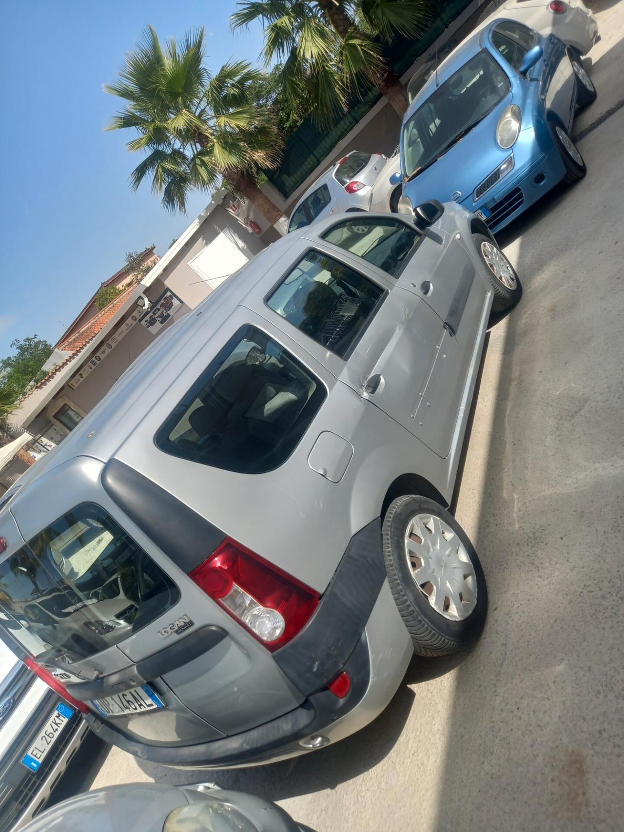 Dacia Logan MCV 1.6 GPL 7 posti Lauréate