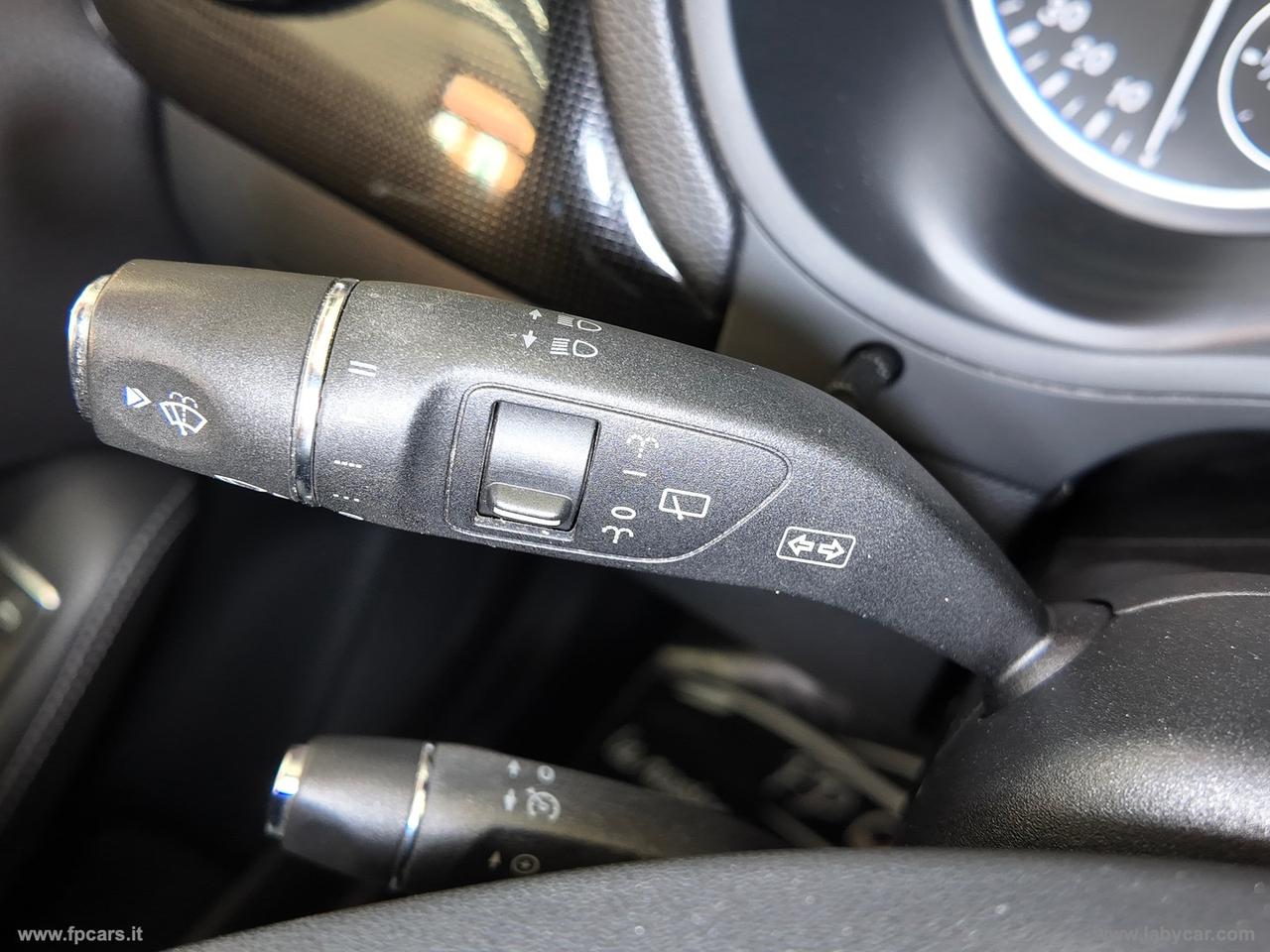 MERCEDES-BENZ B 180 CDI Premium