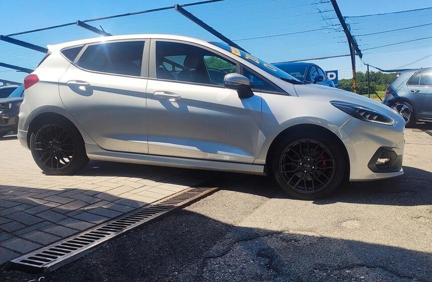 Ford Fiesta 1.5 Ecoboost 200 CV 5 porte ST