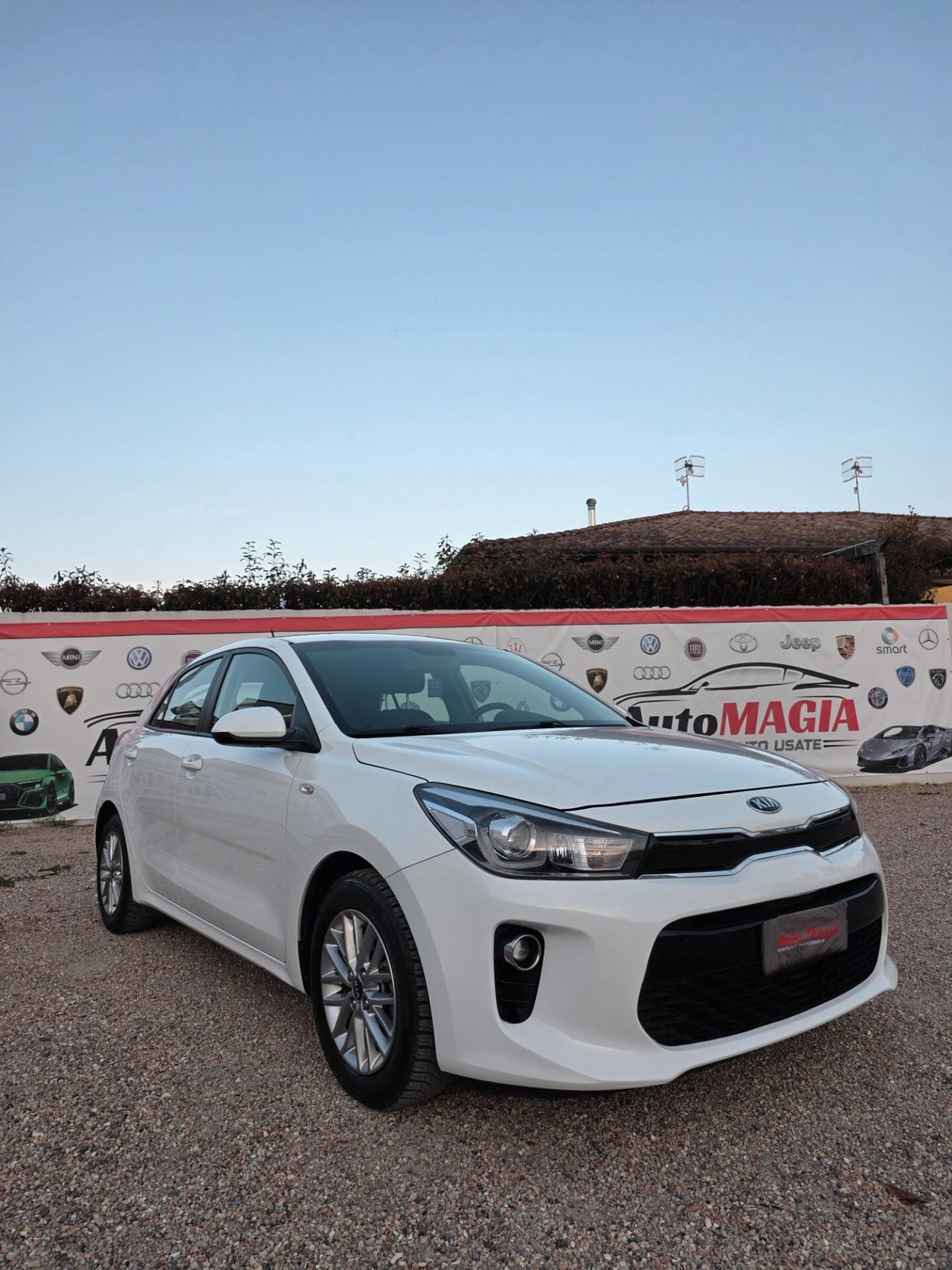 Kia Rio 1.4 CRDi 5p. Cool Collection