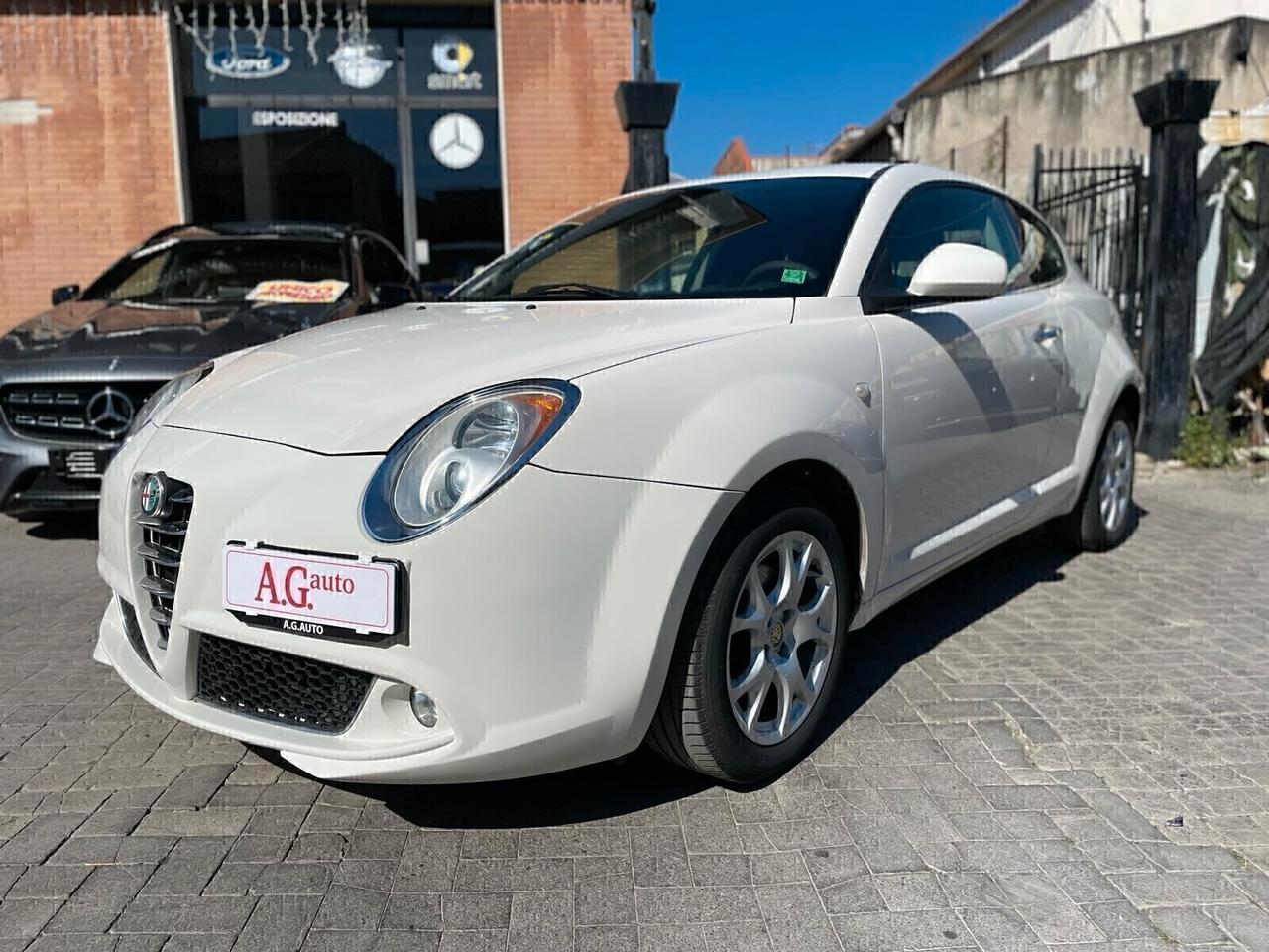 Alfa Romeo MiTo 1.6 JTDm 16V Distinctive Premium Pack