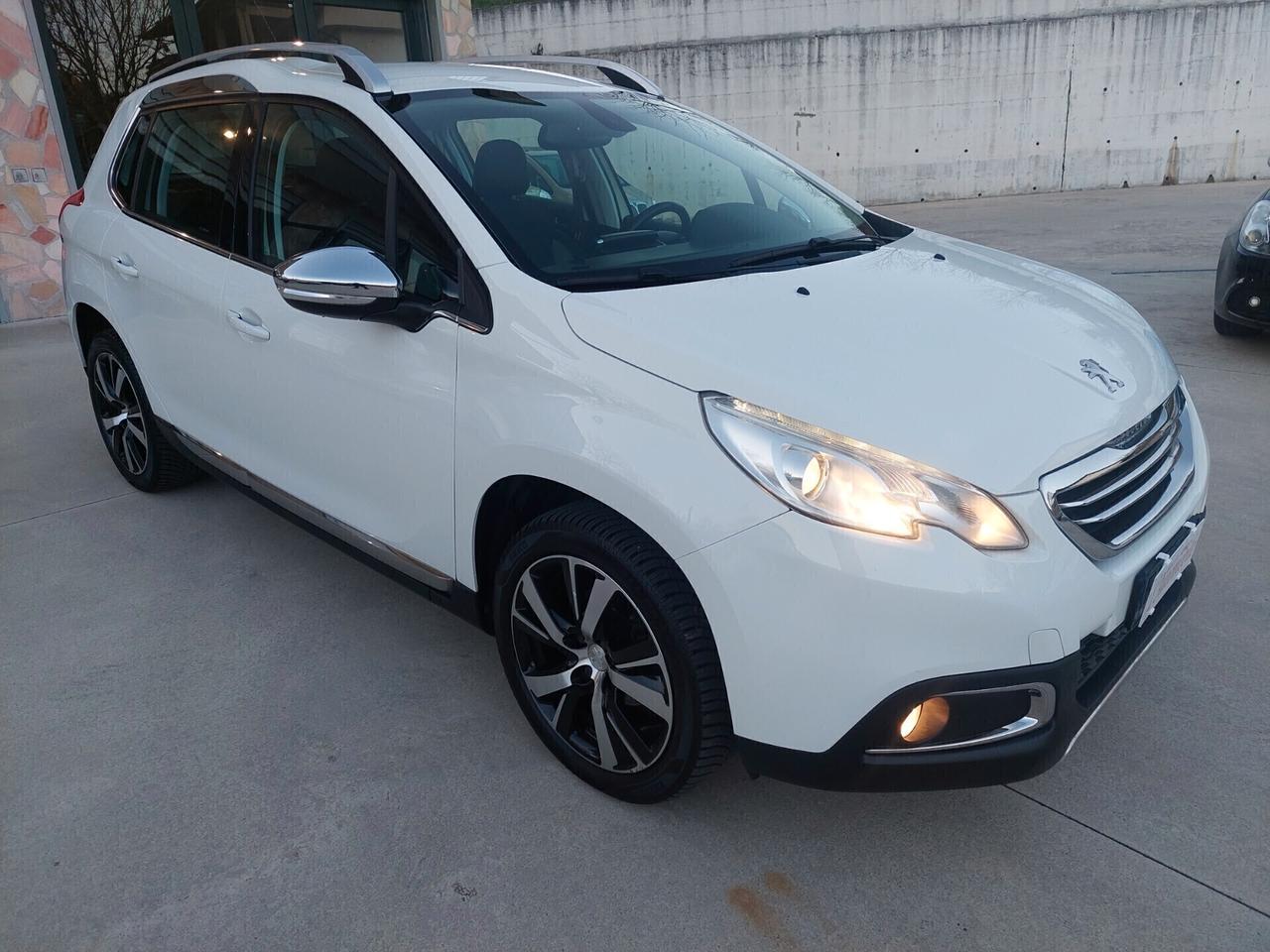 Peugeot 2008 1.6 e-HDi 92 CV Allure